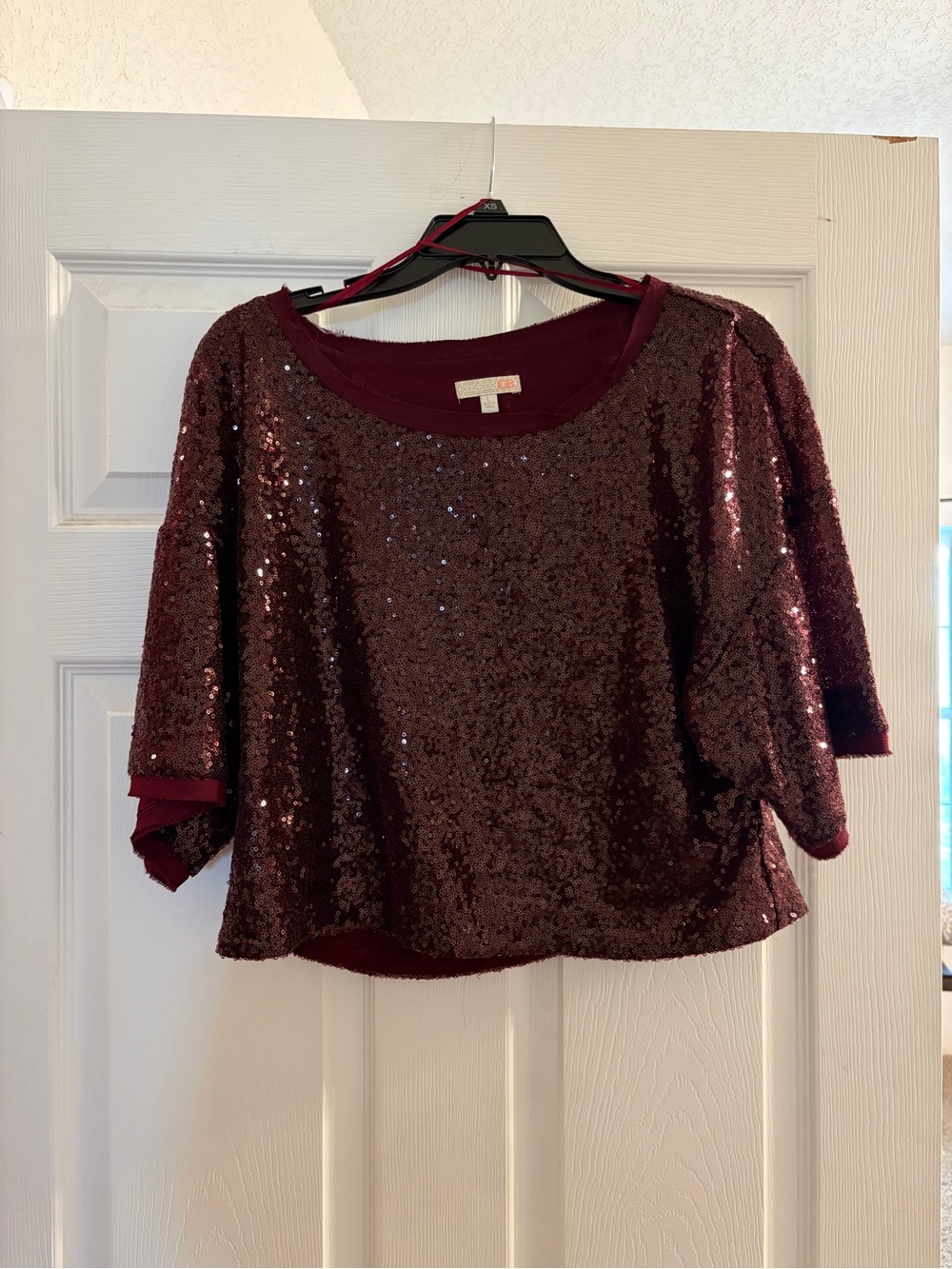 Gianni Bini Burgundy Sequin Crop Top